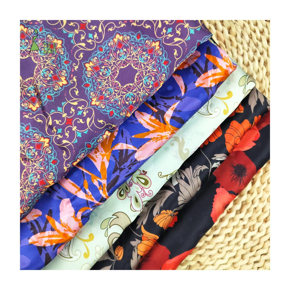 Wholesale Custom Printing 16M/M Mulberry Silk Skin-Friendly 100% Jacquard Silk Satin Fabric for Garments