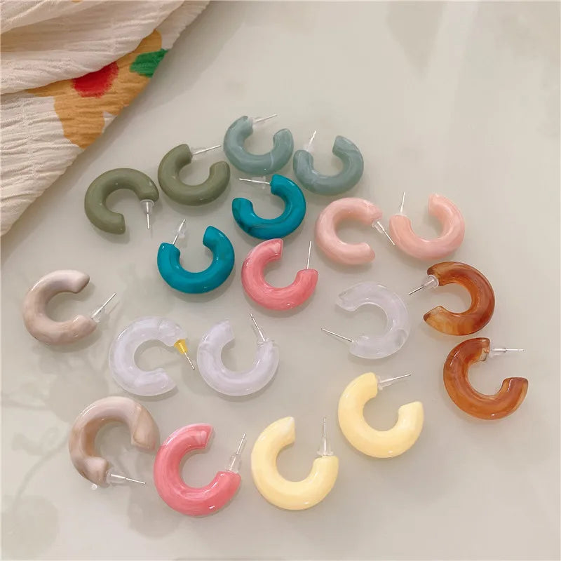 Korean Style Semicircle Colorful Resin Open Hoop Earrings Retro Personalized Chunky Acrylic Geometric C Shaped Earrings MegaBDM