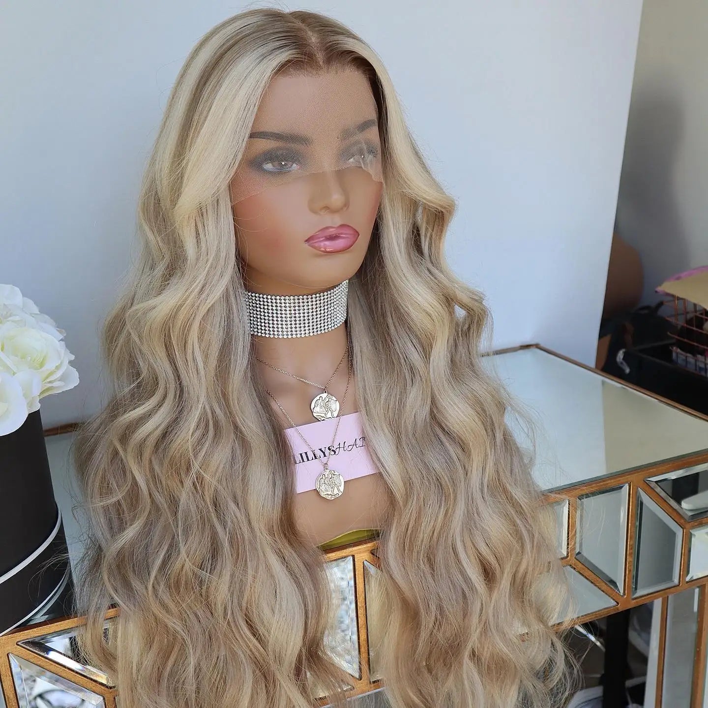 Hot Style Honey Blonde Piano Color Body Wave Medium Density Virgin European Cuticle Aligned Human Hair Lace Front Wigs
