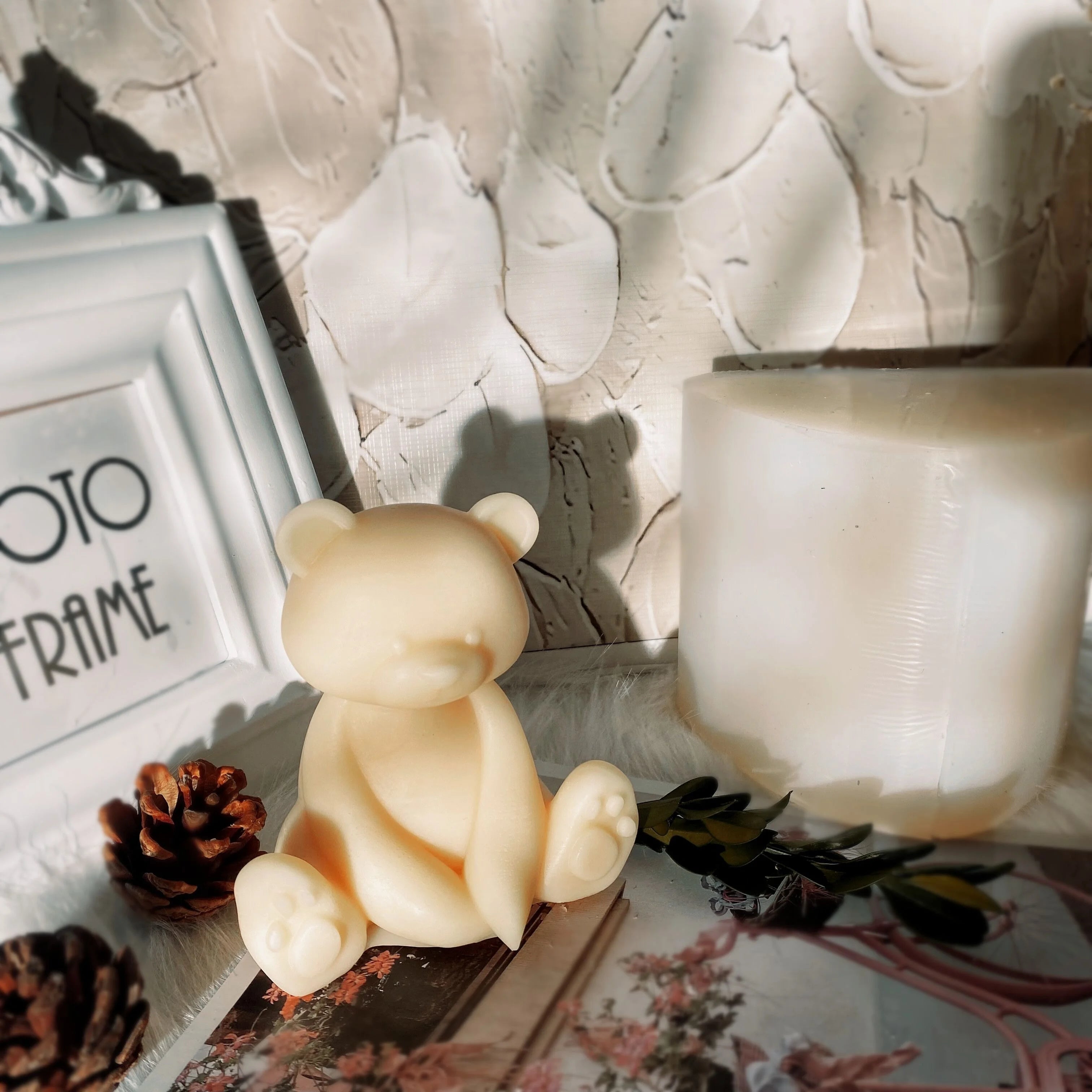 B-5214 Cute Sitting Bear Scented Candle Silicone Mold Home Decor 3D Polar Bear Soy Wax Candles Mould Cake Decoration