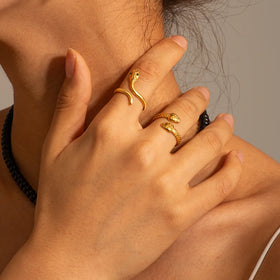 Emerald Zircon Waterproof Stainless Steel 18k PVD Gold Plated Snake Ring Women's Vintage Jewelry Open Ring