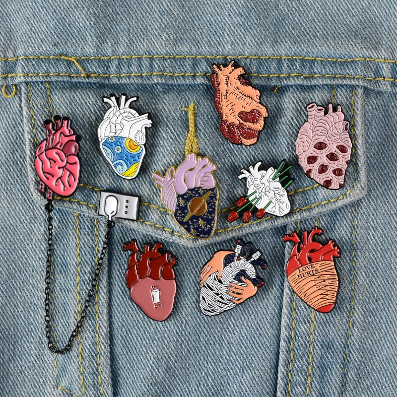 Fashion Jewelry Gift Ocean Wave Badge Whale Nurse Soft Enamel Pin Custom Organ Heart Brooches Bag Clothes Lapel Metal