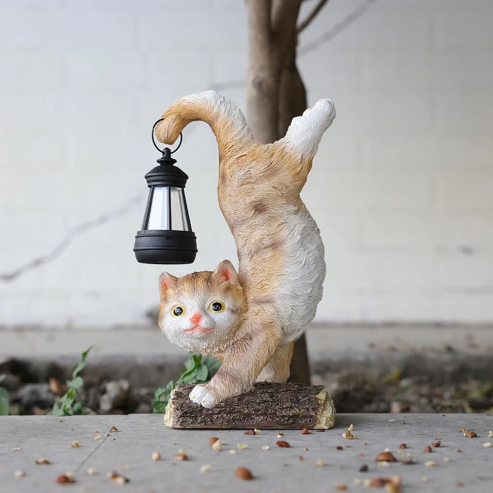 Solar Lantern Cat Resin Garden Ornaments Cute 3D Hand-painted Acrobatic Pose Log Base Detail Outdoor Garden Decor Figurines