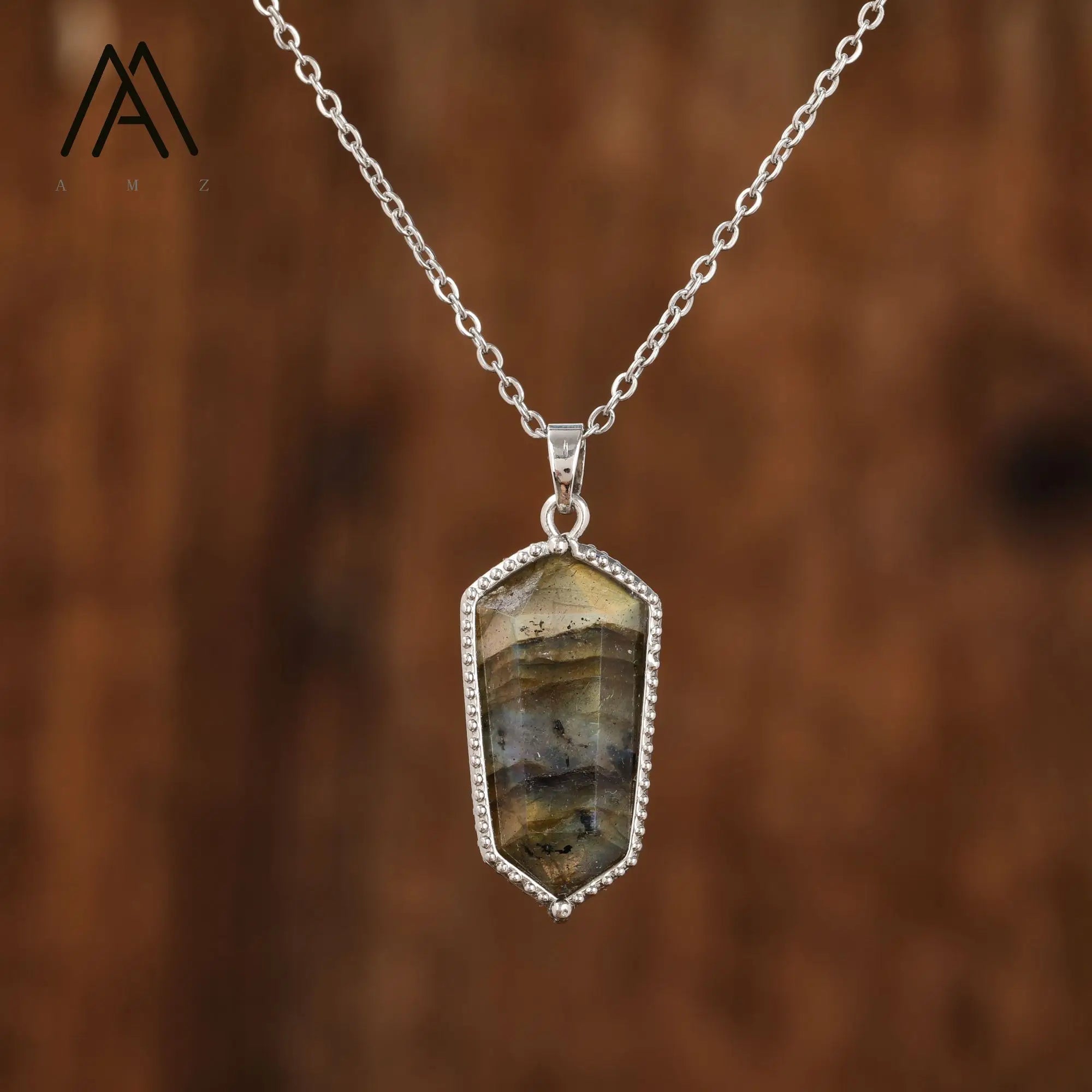 Minimalist Designer Gems Necklace for Men New Natural Stone Pendant on Silver-Plated Link Chain for Wedding Other Occasions