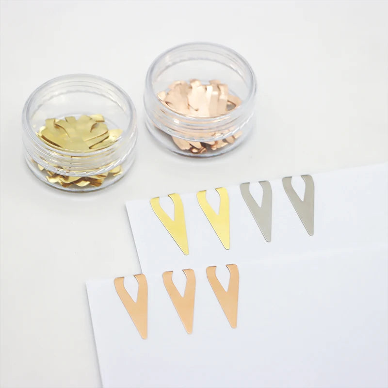 BSCI & SEDEX Factory Custom Metal Bookmark Clips Pop Stainless Steel & Gold & Rose Gold Color Triangle Shape Bookmark Clip