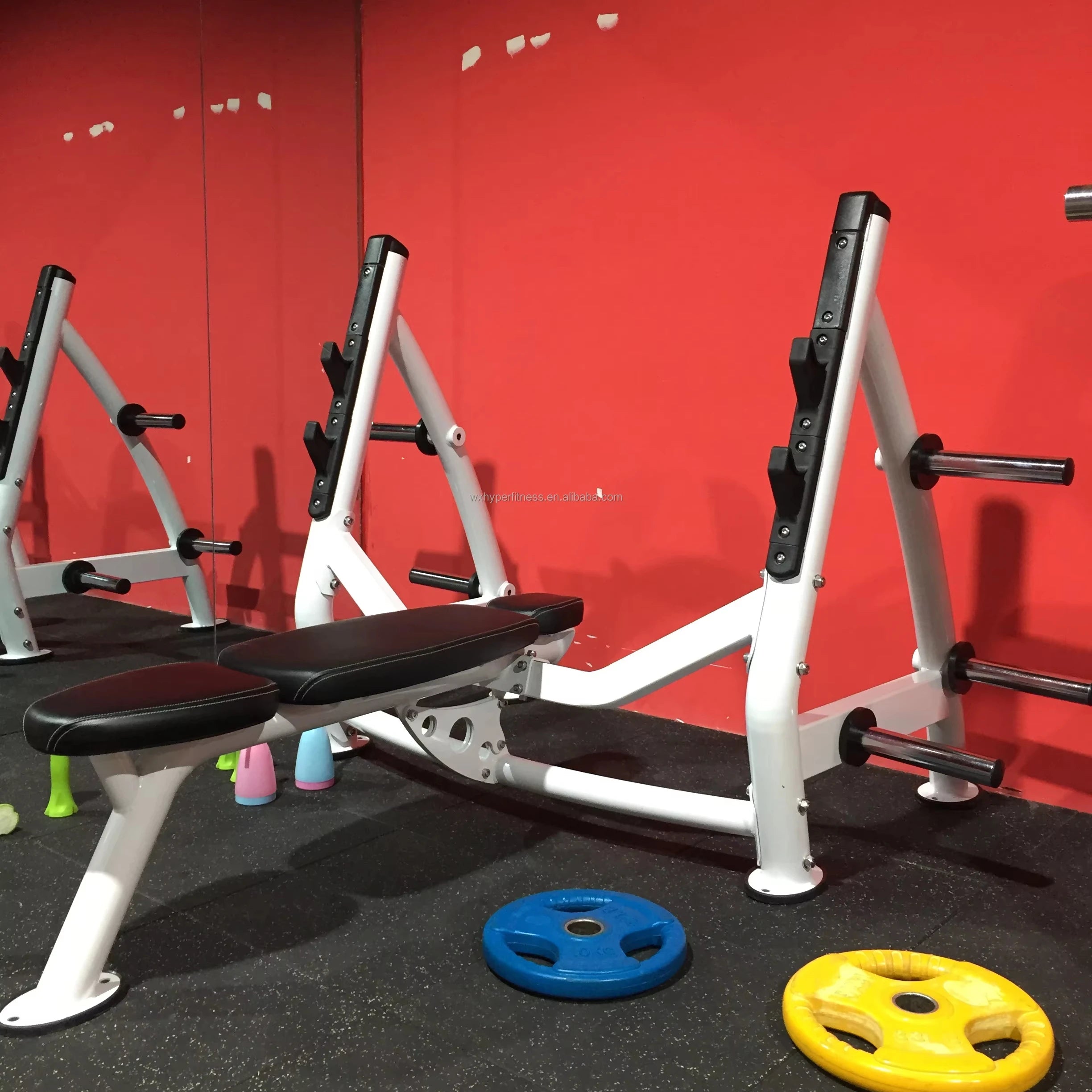 Factory Sales Q235 Metal Flat Bench Press Free Weight Gym Fitness Equipment for Commercial Use  Made in China
