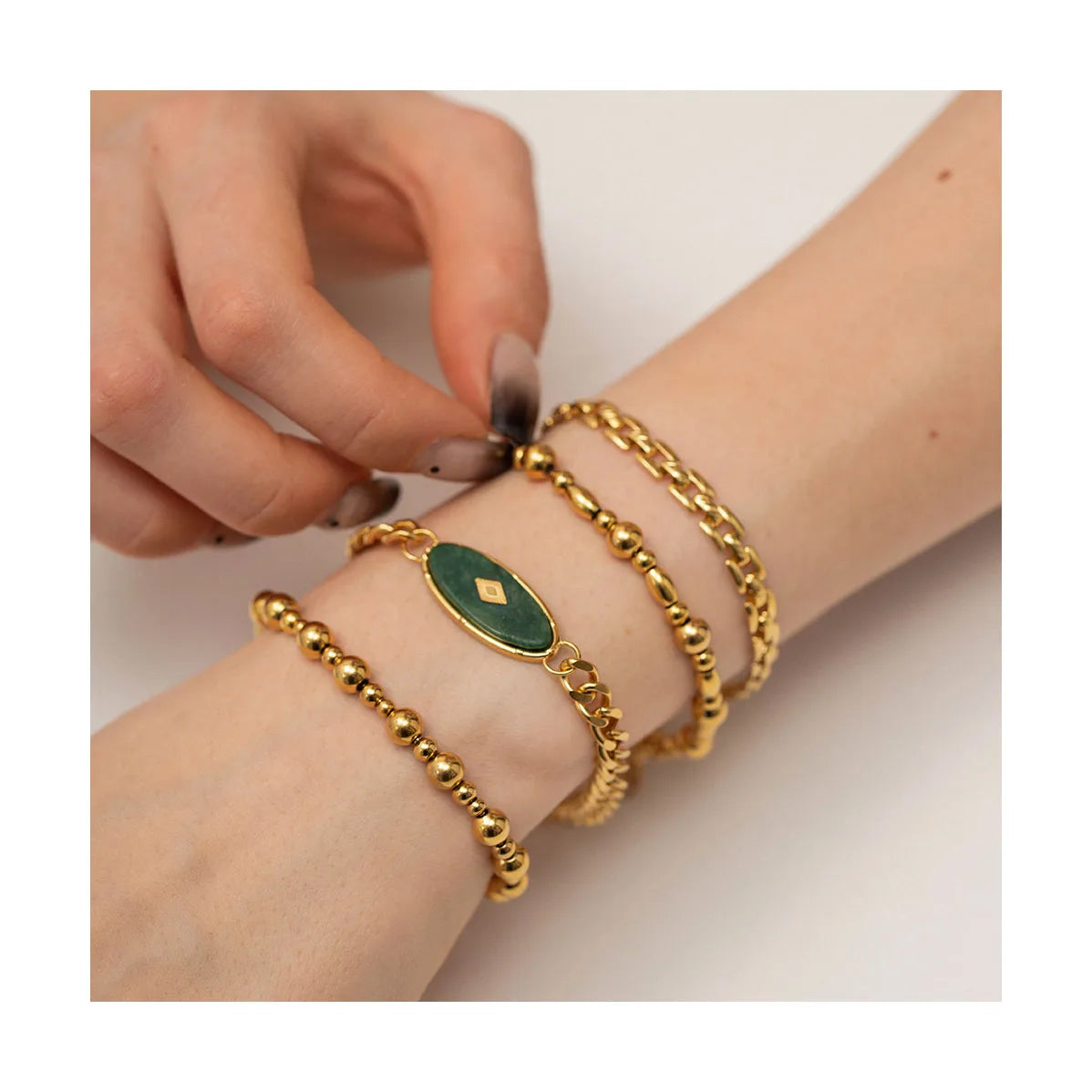 Popular African Jewelry Waterproof 18K Gold Plated Stainless Steel Chain Bracelet for Women Stocks Wholesale Vintage Bracelet
