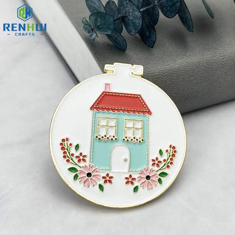 No Minimum Pin Maker Manufacture Custom Metal Customised Hard Soft Round Brooch Enamel Lapel Pins