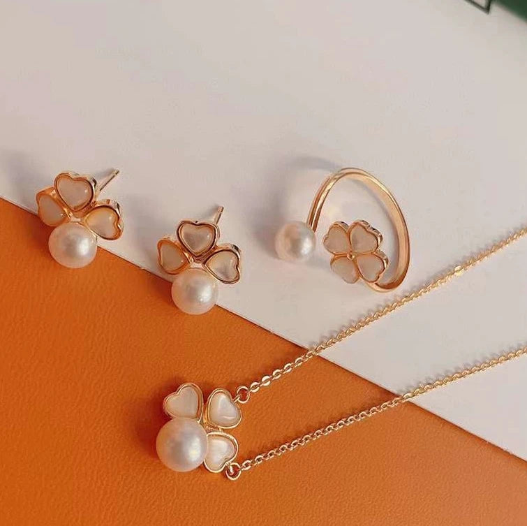 18K Gold Plated Butterfly Shell Inlaid Clover 6-7MM Freshwater Pearl Necklace Earring Ring Set for Party Gift Pearl Jewelry Set