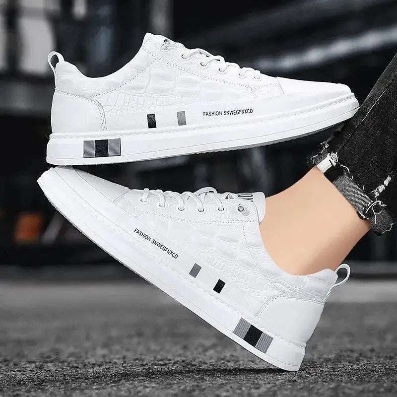 Fashion Outdoor Casual Sports Shoes Men's High-quality Running Shoes Luxury Skateboarding Shoes