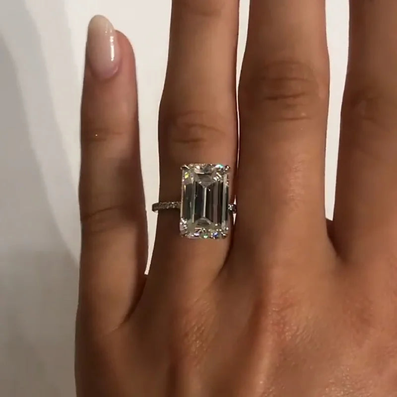 Jovovasmile 8 Carat 14x9mm Emerald Cut Simple Customization 18K Gold Moissanite Wedding Ring for Woman Engagement