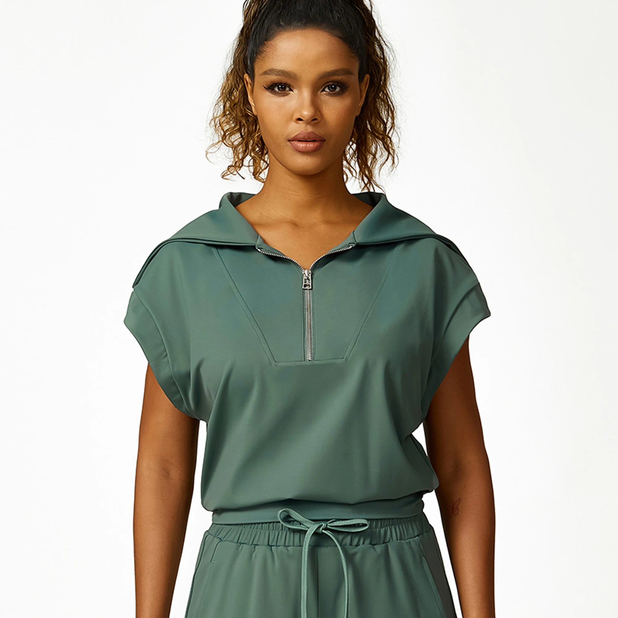 Half Zippered Top Big Cowl Necked Hood Batwing Sleeves T-shirts Women Sports& Casual Design Slim Looking Apparel