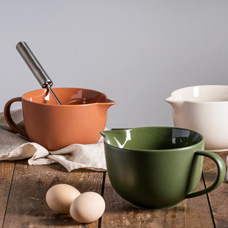 Cake Tools Egg Beating Mixing Bowl Ceramic Batter Bowls With Spout and Handle