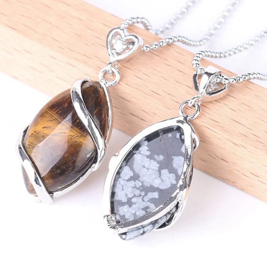 Hot Selling Natural Raw Amethyst Stone Pendant Necklace for Women Wire Wrapped Healing Irregular Chakra Crystals Necklace