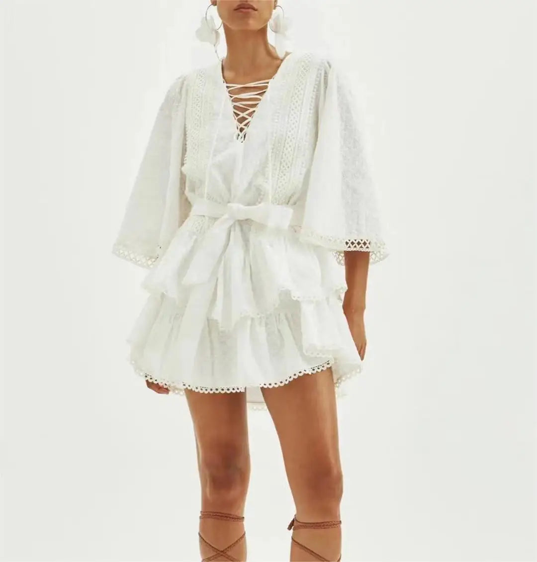 French Sweet Fresh 2024 Spring New Style V-Neck Drawstring Strap Design Waist Strap Slimming Dress