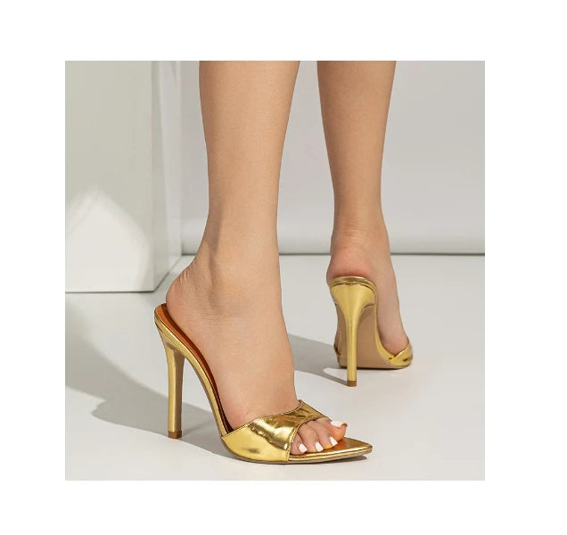 The New Summer Stiletto slippers Women Wear Open-toed Fashion High-heeled Sandals
