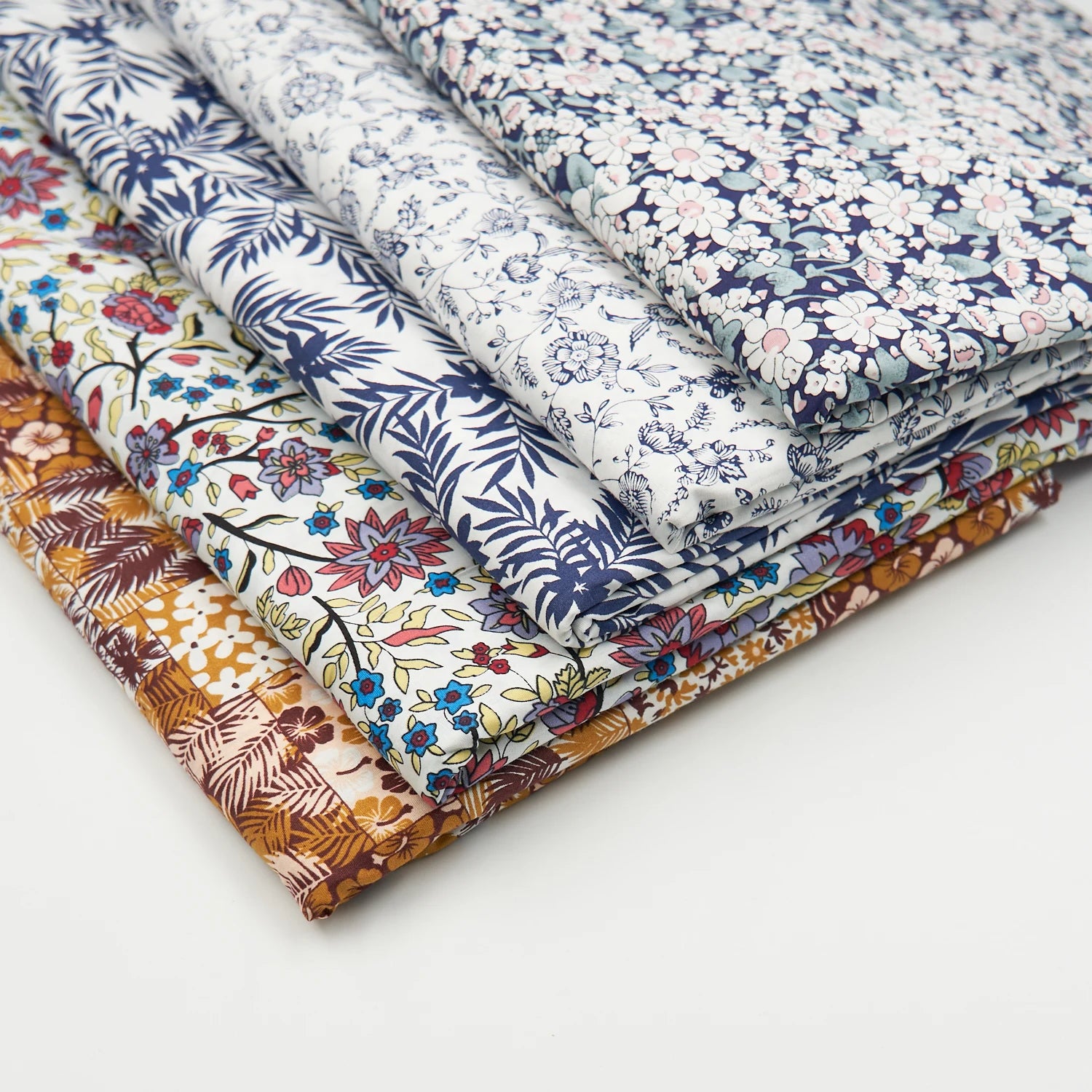 Ready to Ship Custom Leaf Printed 100% Cotton Poplin Fabrics for Clothing Home Decor Hospital Craft Bag Toy Boy's Shirt