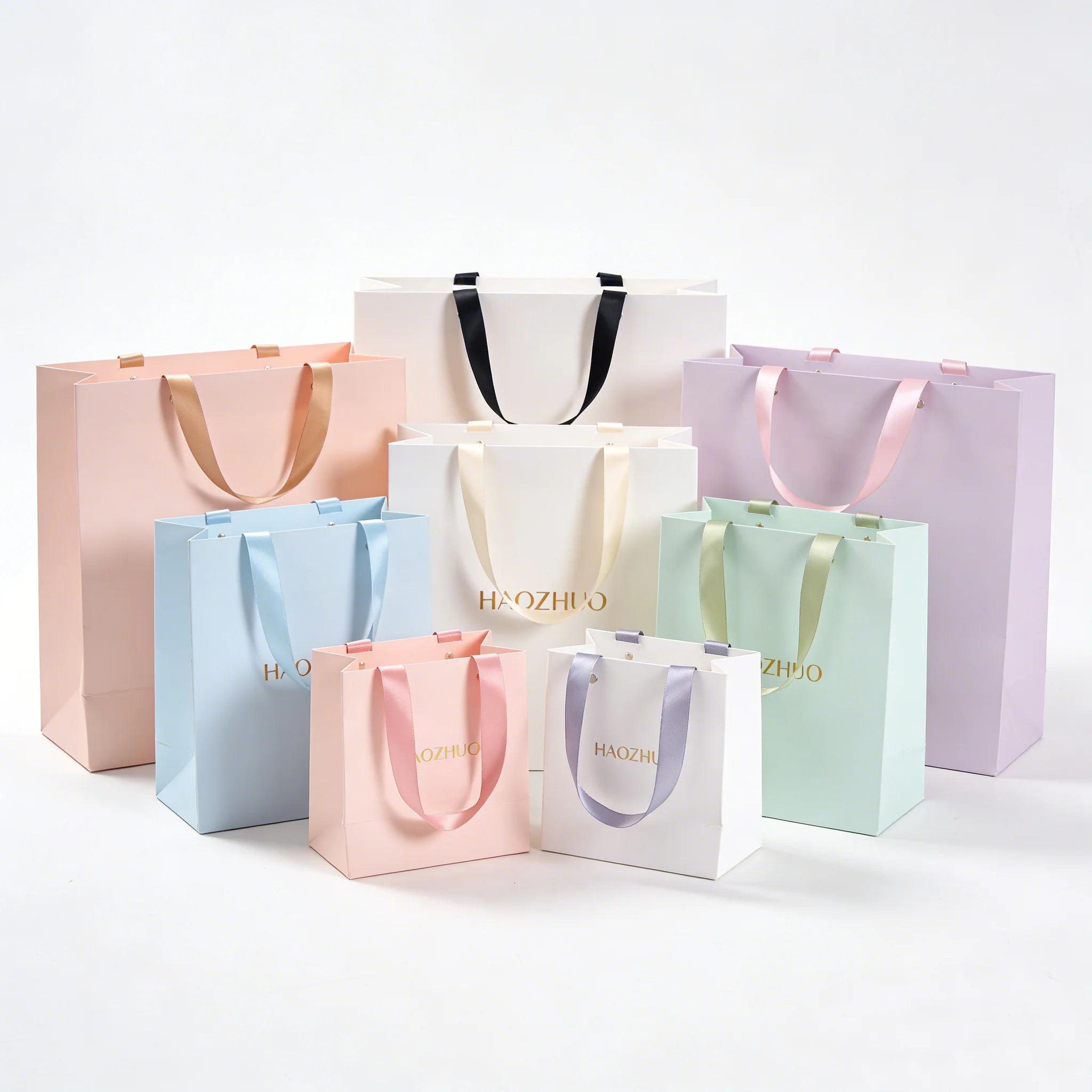 Custom Designed Luxury Ribbon Gift Cardboard Paper Bag Digital Magnetic Closure Clothing Craft Packaging Shops