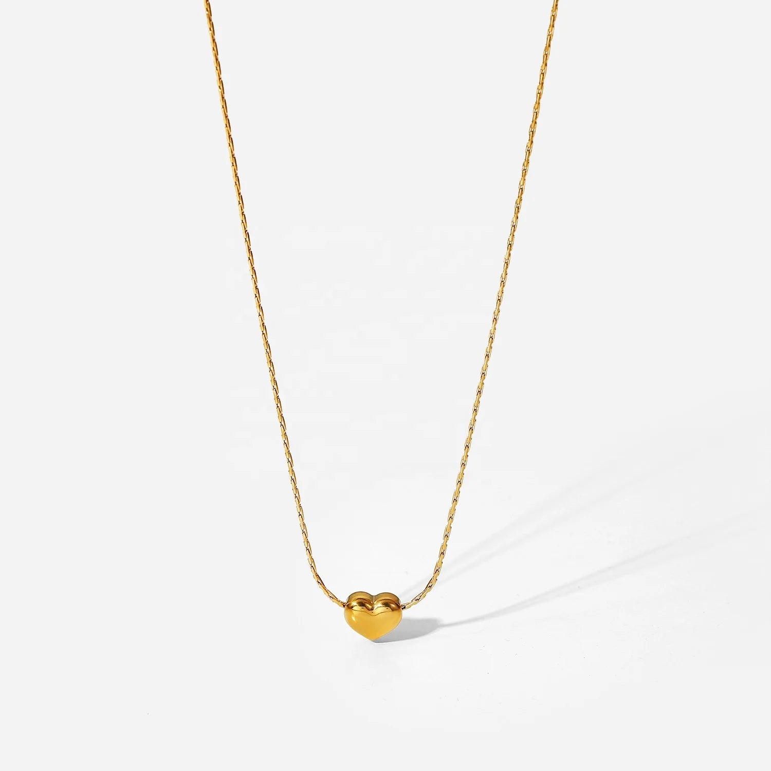 New Arrival 18K PVD Gold Plated Heart Pendant Choker Jewelry Party Stainless Steel Simple Smooth Heart Necklace for Girls