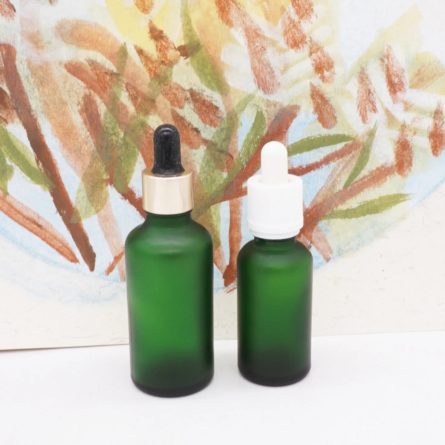 Luxury 30 ml 1fl oz Empty Skin Care Packaging Round Serum Oil Green Dropper Bottle with White Cap for Hair Oil