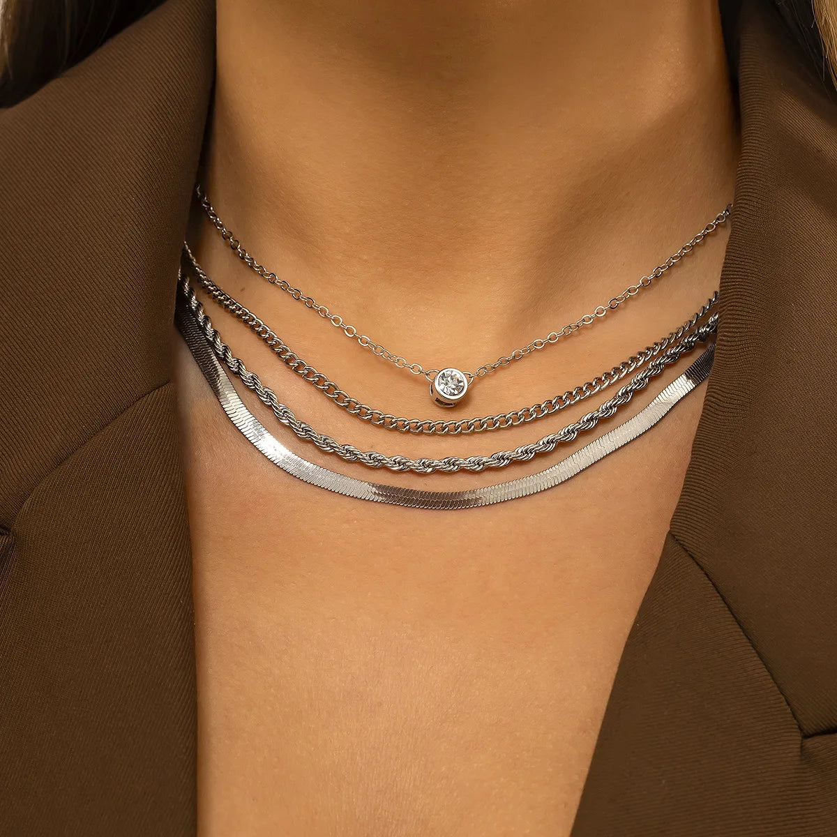 Niche Hip Hop Multi-layered Wear Snake Bone Chain Collar Hip Hop Metal Diamond-studded Retro Women Necklace