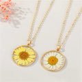 Etsy Hot Sale Handmade Jewelry Pressed Dried Flower Preserved Flowers Petals Daisy Resin Round Charms Necklace Choker for Girls