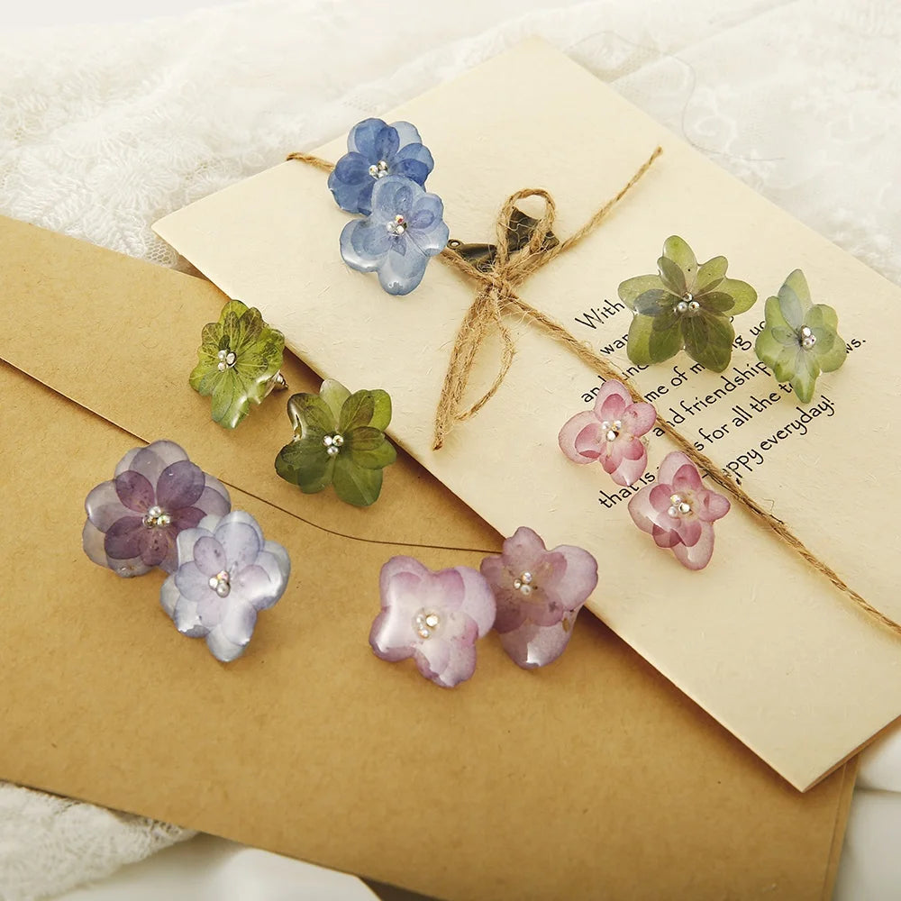 Mix Colors Handmade Uv Resin Flower Preservation Hydrangea Korean Stainless Steel Flower Earring Stud