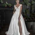 13434#Elegant Open Back A-Line Sleeveless Deep V-Neckline Sweep Train Backless Lace Applique Satin Wedding Dress Bridal Gown