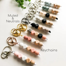 Bohemian Style Soft Silicone Bead Keychain Fashionable Blue Black Pink Irregular Square Bead Keychain for Gifts