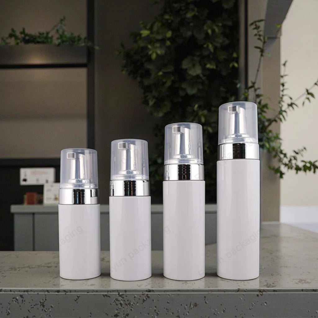 Fuyun 100ml-200ml Silver Foam Pump Bottle PET Cosmetic Liquid Soap Dispenser with Sealing Pump Sprayer Wholesale Plastic Product