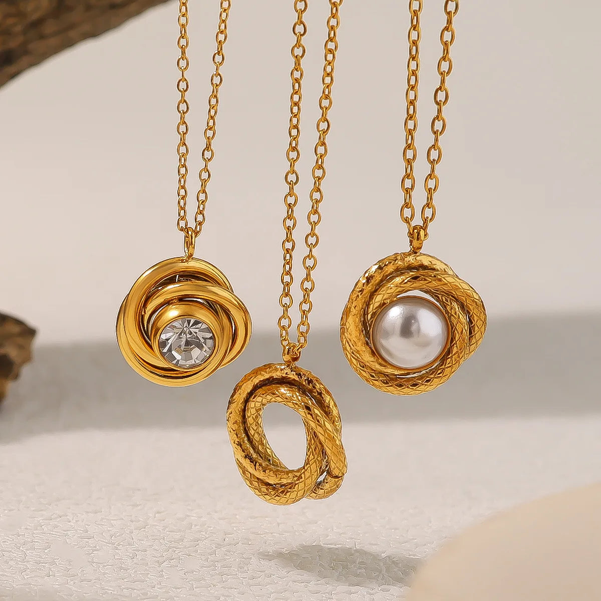 Trendy New Style 18K Gold Plated Twisted Thread Swirl Zircon Pearl Pendant Stainless Steel Necklace Set