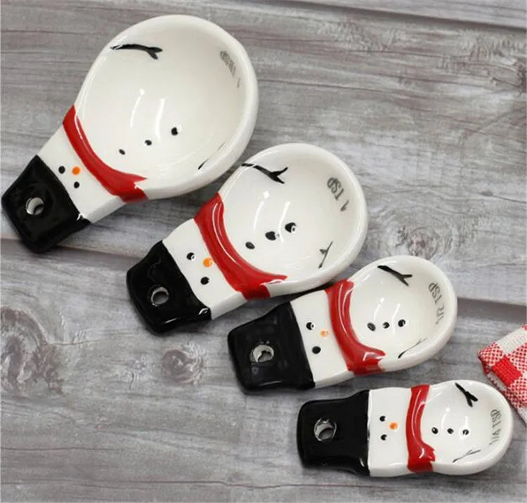 Factory Prices Garder Porcelain TB0582 Handcrafted Snowman 1g Ceramic Fancy Food Grade Measuring Spoon/Cups Custom Logo Tools
