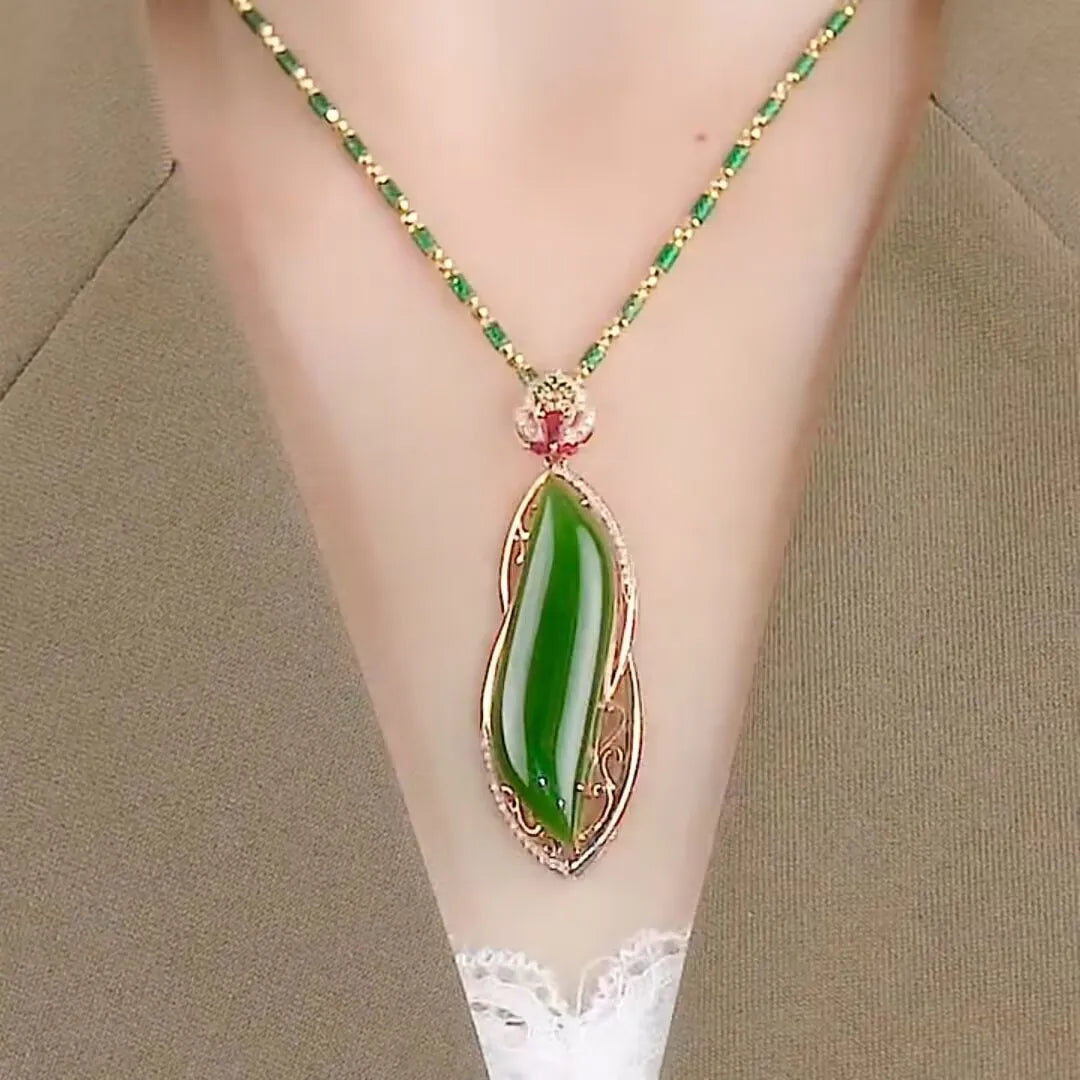 Trendy 18K Gold Plated Artificial Stone Green Jade Pendant Necklace Jewelry Teardrop Jade Necklace Chalcedony Pendant Necklace