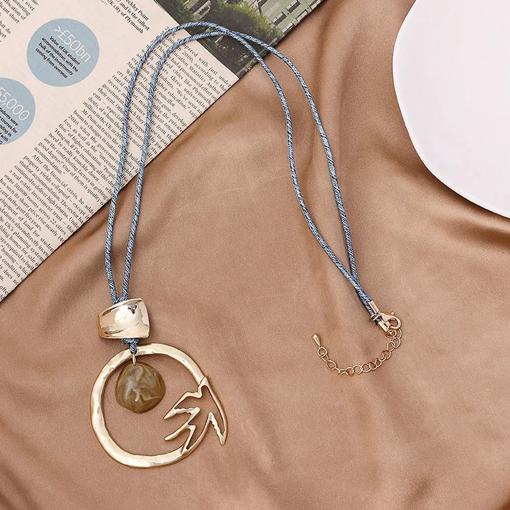 TongLing Necklace Rope Chain Alloy Swallow Metal Necklace Round Resin Charm Necklace for Women Daily Accessories