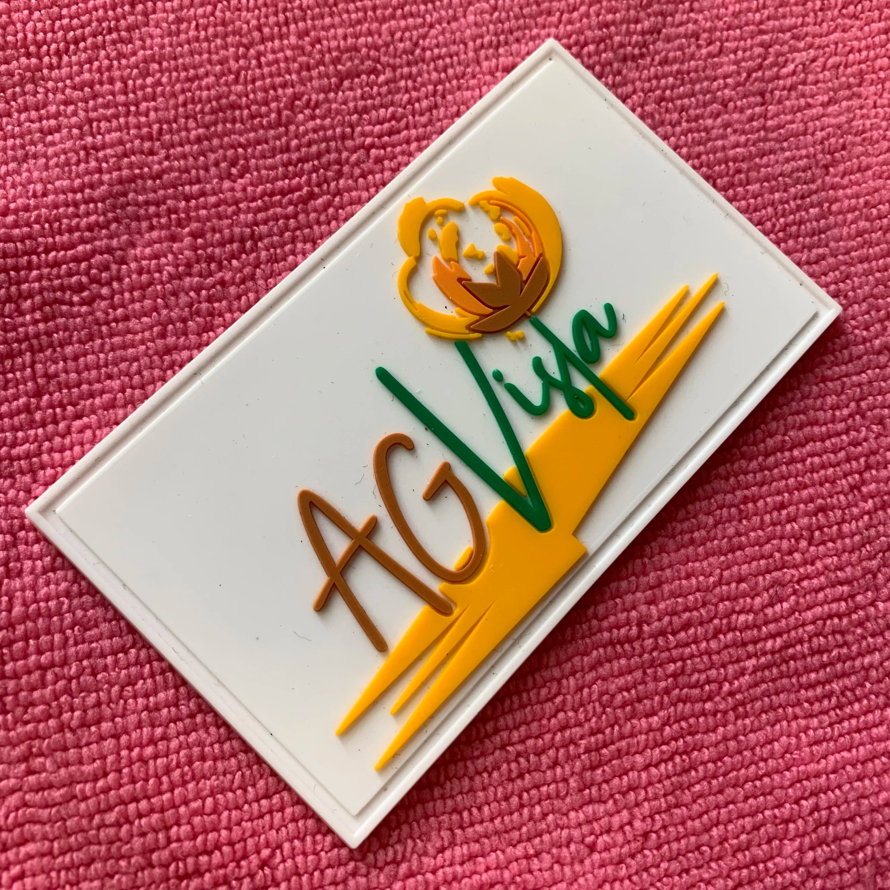 3D Flower Logo Sewing Gutter Rubber Bags PatchNew Fashion Soft Personalized PVC Rubber Label for Chairs