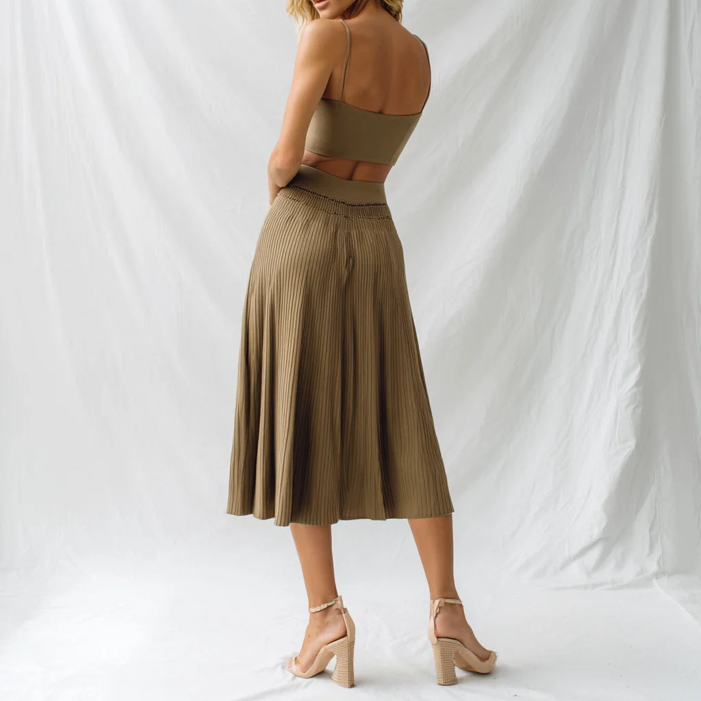 Romantic Knitted Khaki Midi Skirt Breathable Woolen Fabric A-Line Design Lace Inset Embroidered Pattern Formal Pencil Skirt