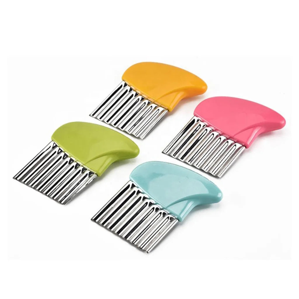Durable Manual Crinkle Cutter with Wavy Blade for Slicing Carrots Potatoes Vegetables for French Fries Salad Chip Making