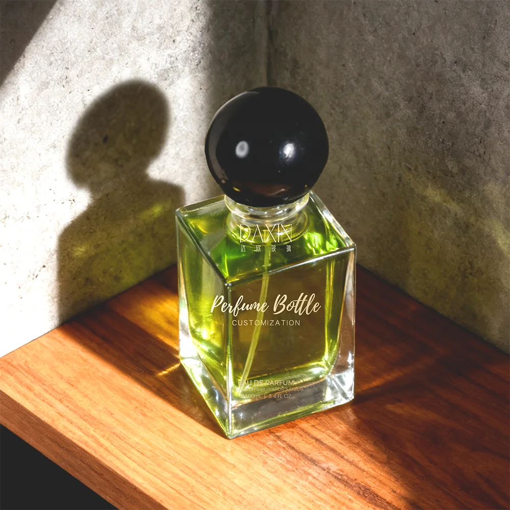 Luxury 50ml Multilateral Crystal Perfume Bottle for Women Gradual Colorful Factory Direct Boxed for Cream 30ml Products Empty