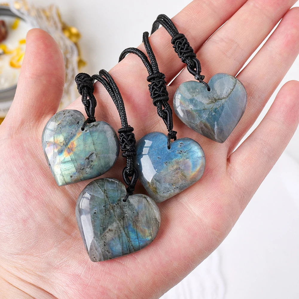 Wholesale Natural Crystal Crafts Labradorite Heart Crystal Pendant Necklace Healing Stone