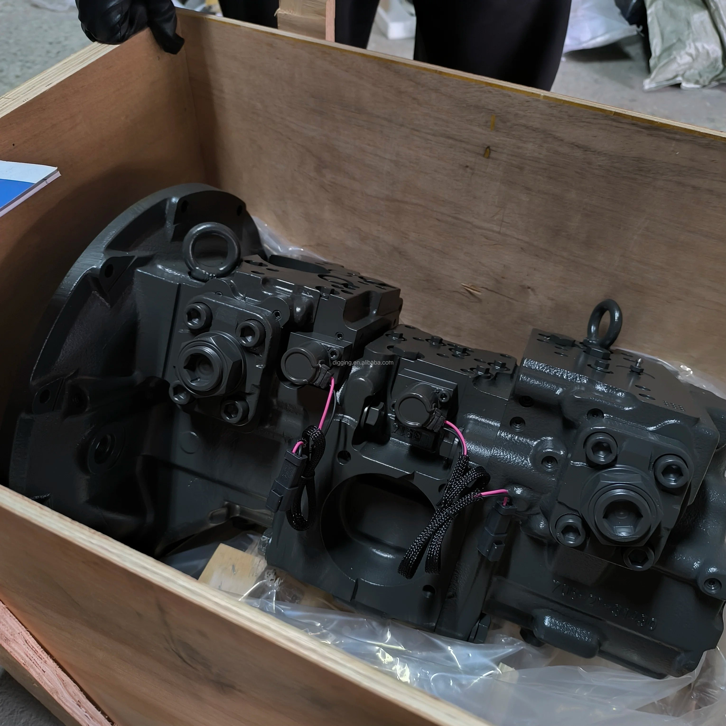 Top Quality 708-2L-31430 Excavator Parts 708-2L-31430 Hydraulic Main Pump