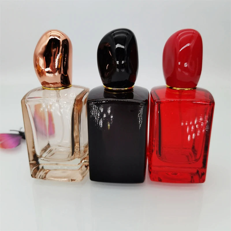 Custom Unique High End Luxury Mini Diamond Shape Glass Perfume Bottle New Design Spray Glass Perfume Bottle 50ml