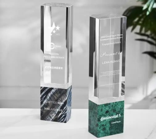 Adl Factory Acrylic Awards Cuboid Crystal Glass Trophy With Green Stone Base High-Quality Customized Logo
