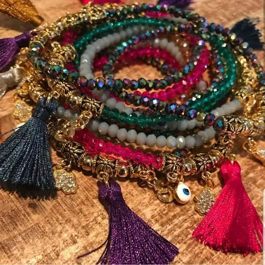 Women Accessories Jewelry Wholesale Homemade 4mm Crystal Bead Tassel Bracelet with Symbol Hamsa