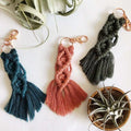 China Goods Wholesale Handmade Bag Accessories Rope Tassels Cotton Thread Weave Boho Macrame Keychain
