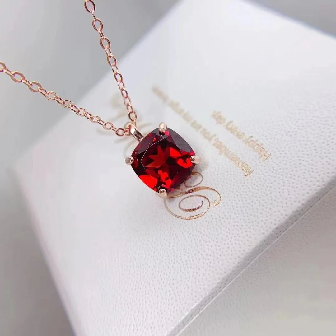 Hot Popular Japan 925 Sterling Silver 18k Gold Plating Natural Garnet Classic Engagement Charm Jewelry Couple Name Necklace