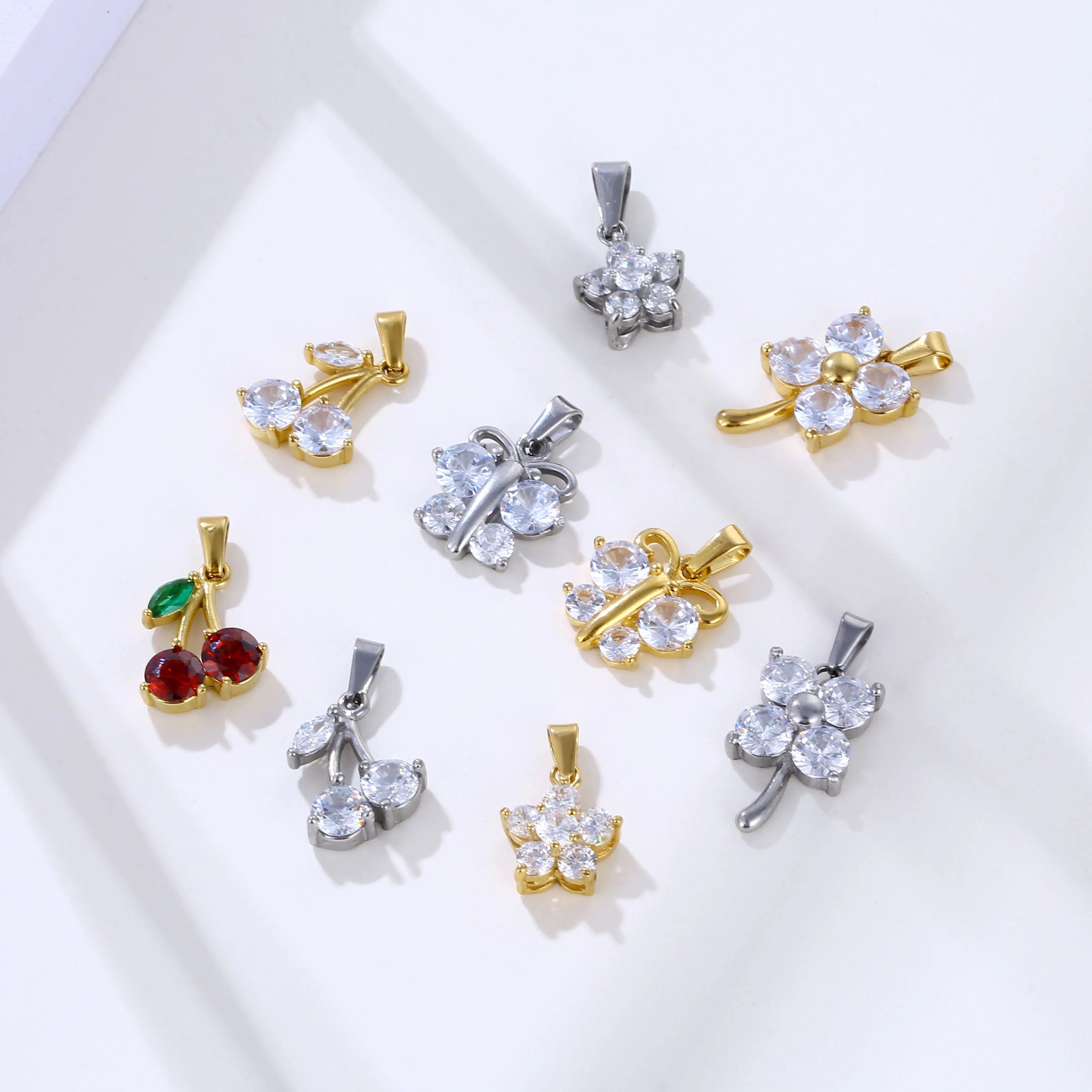 CZ Charm Pendant for Women Jewelry Accessories Making Gold Necklace Pendant 18K Fashion Cubic Zirconia Charm Pendant Steel