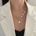 Asymmetric Clavicle Necklace Pearl Pendant Necklace Geometric Irregular Pearl Necklace for Women