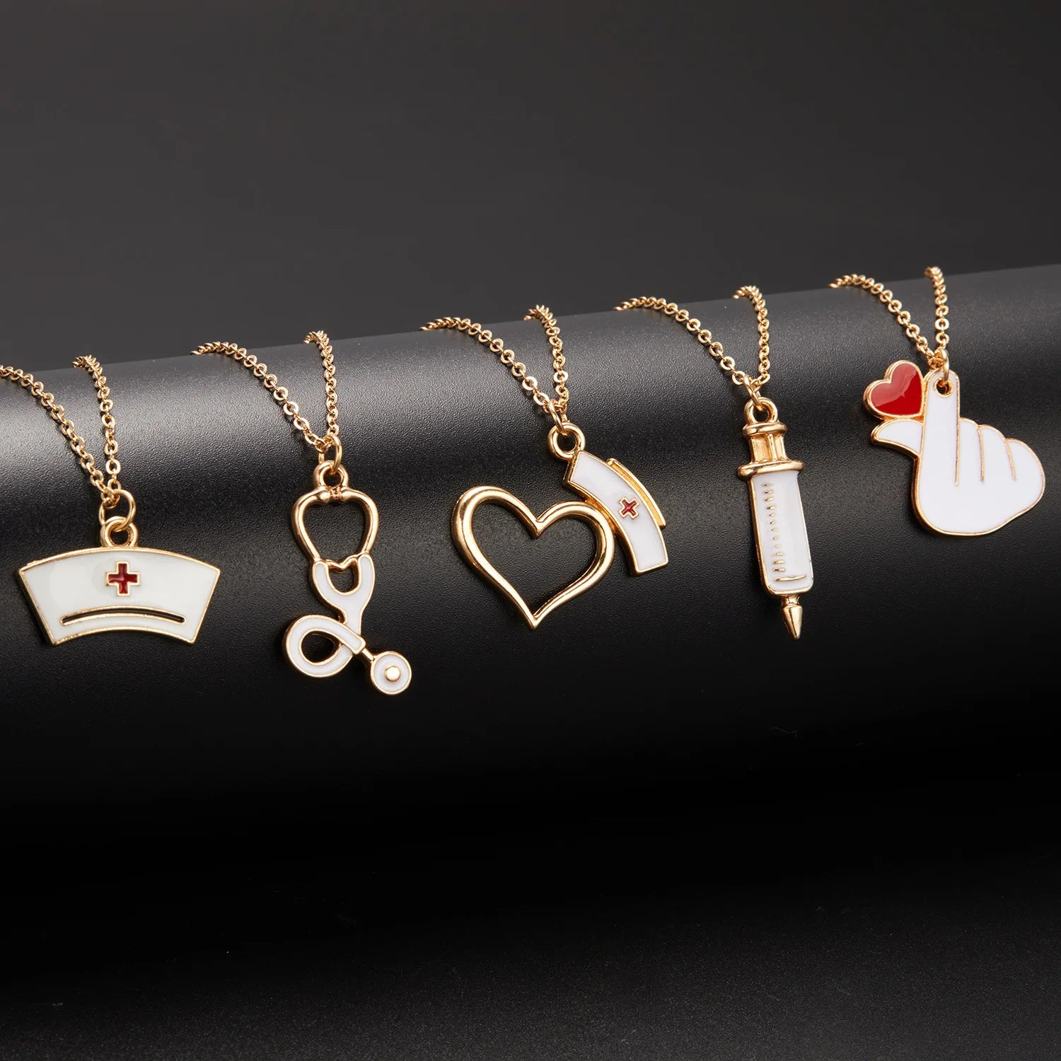 Manufacturer Enamel Stethoscope Injector Syringe Nurse Cap Hat Heart Pendants Necklaces Medical Nursing Charm Necklace