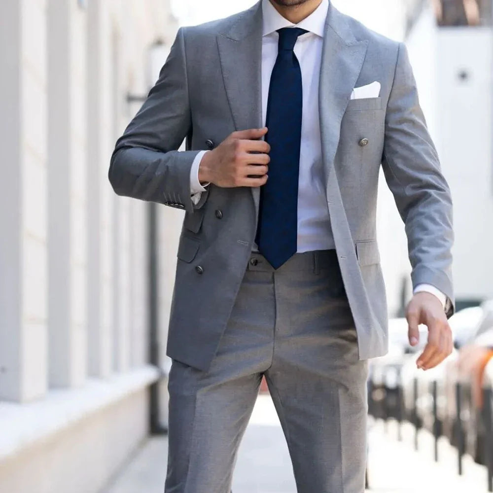Grey Double Breasted Men Suits Peaked Lapel Prom Party Casual 2 Piece Jacket Pants Sets Elegant Male Clothing Wedding Tuxedos