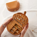 High-end Retro Jewelry Organizer case Storage Jewelry Gift Box Leather Travel Shell Jewelry Box for Earrings Rings Necklace